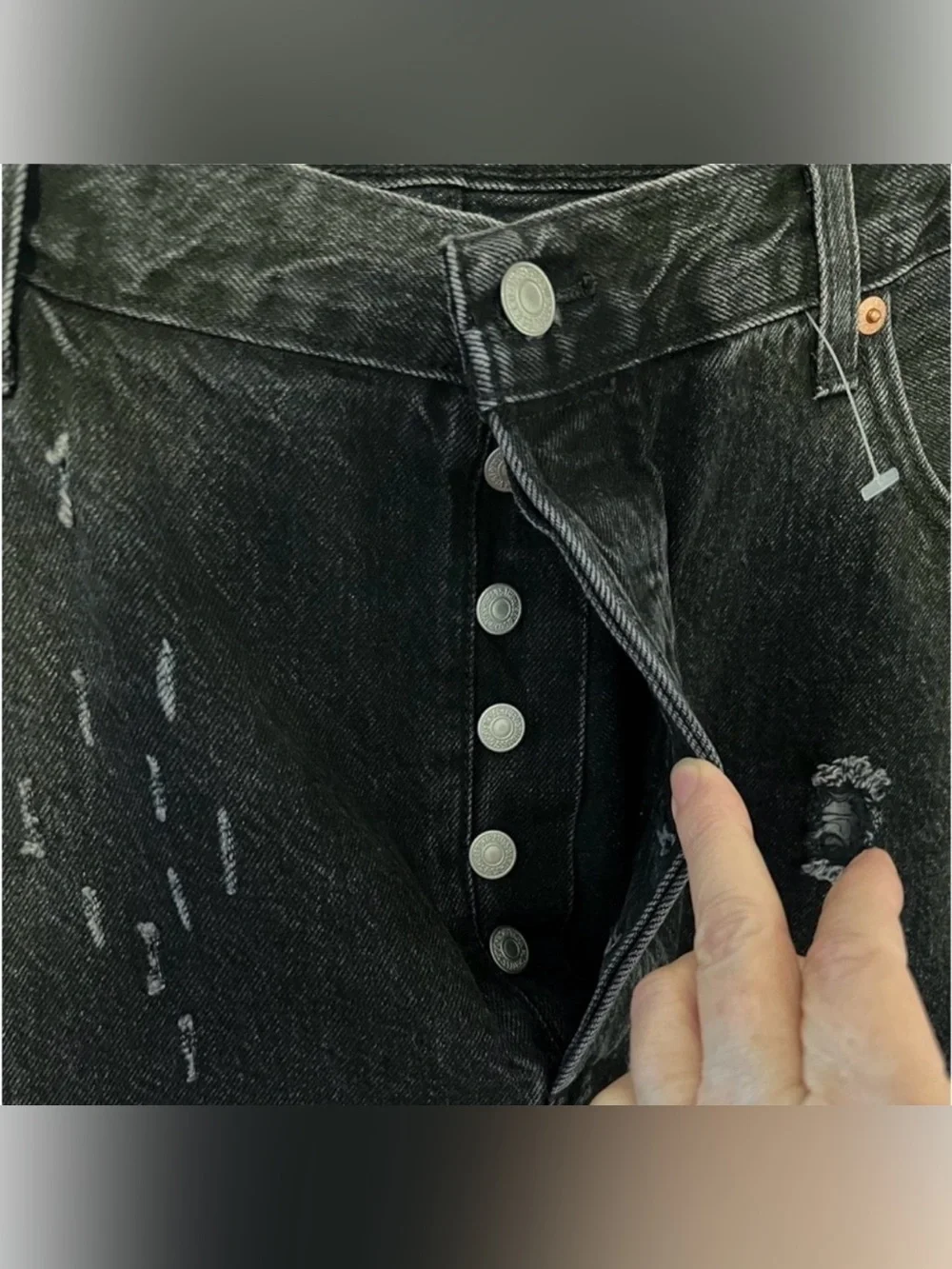 Levis Mens 501 Original Black Distressed Jeans Sz 40x30 NWT